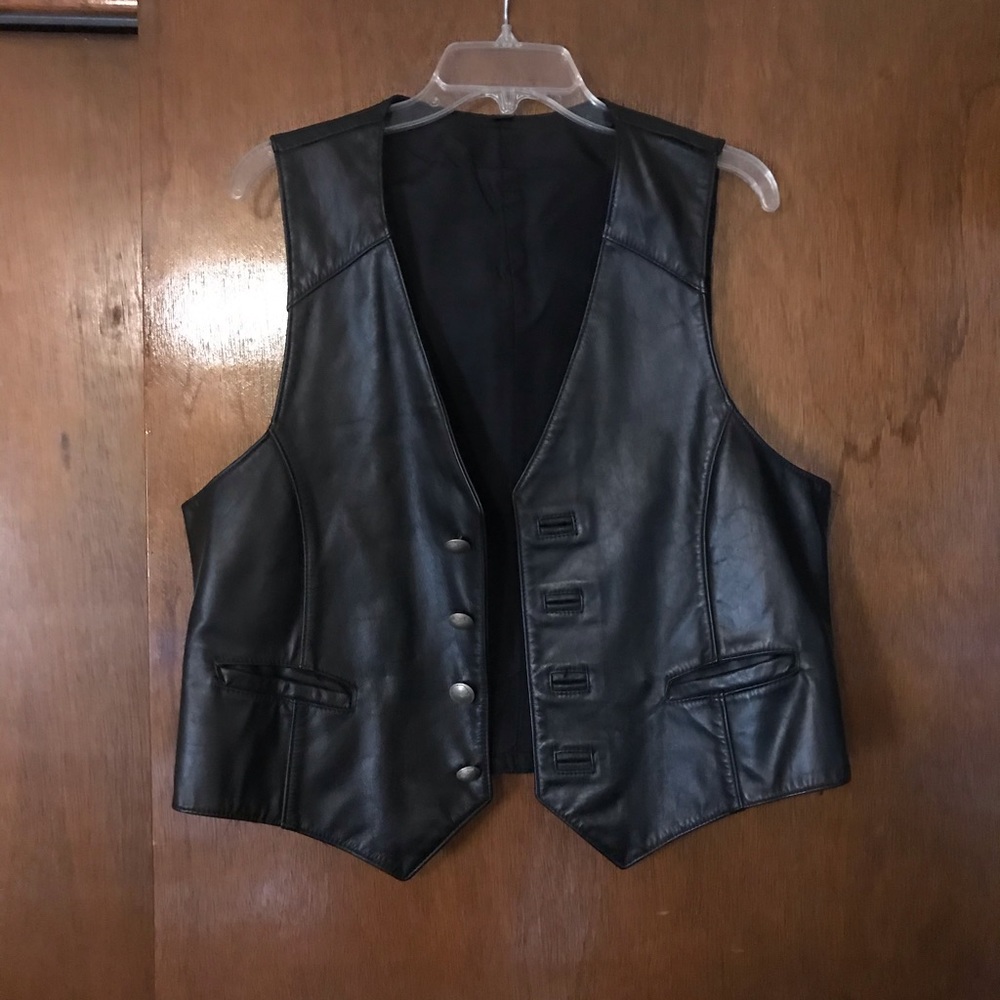Men’s Leather Vest